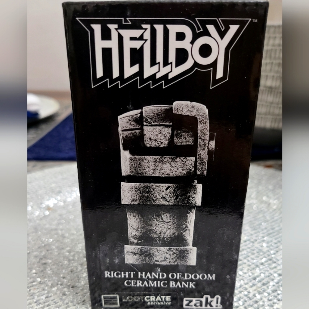 Zak! Hellboy Right Hand of Doom Ceramic Bank Dark Horse Comics Adult Collectible